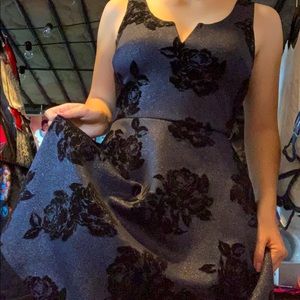 Sparkly Navy blue floral 50’s inspired dress!!